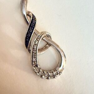 Kay Jewelers Silver and Black Infinity pendant